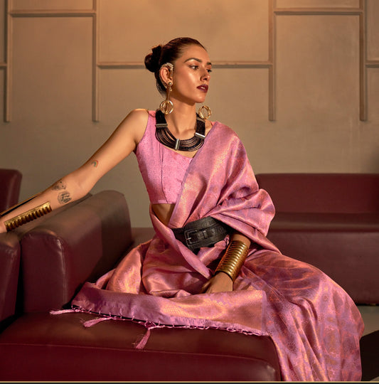 Kanchipuram Silk Traditional Copper Zari Weaving Border Saree With Designer Pallu And Zari Weaving Blouse