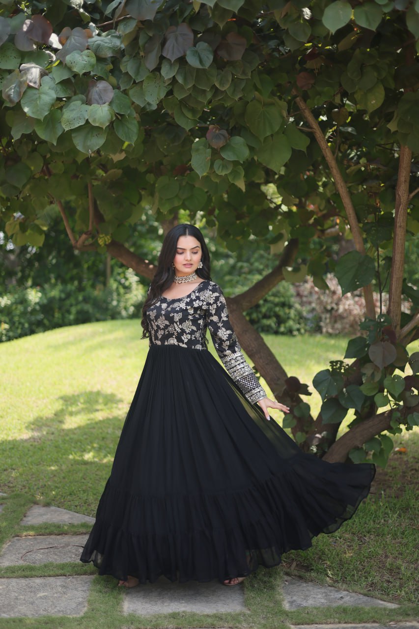 black reception dress WOMEN'S VISCOSE RECEPTION GOWN IN BLACK AND GREY WITH THREAD WORK STIT – VSaree