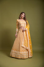 شبكة زفاف نسائية صفراء مطرزة بخيط كانثا اللزج LEHENGA CHOLI 