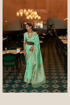 Wedding Wear Traditional Flower Golden Zari Weaving Border Saree With Zari Weaving Butti Design Blouse