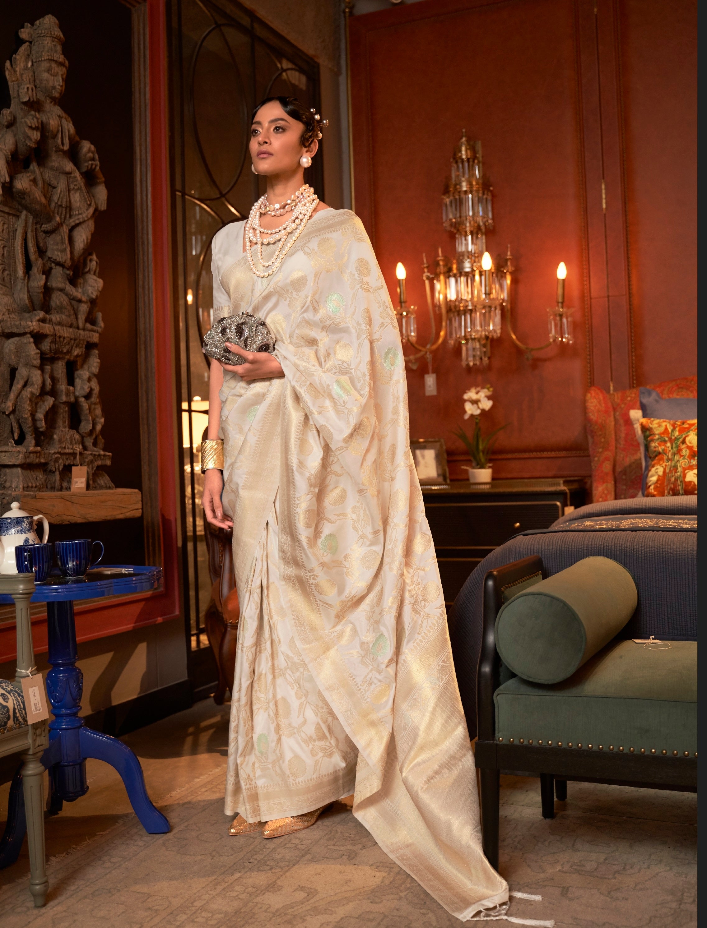 Designer Zari Weaving Floral Design Wedding Wear Banarasi  Silk Saree With Heavy Blouse