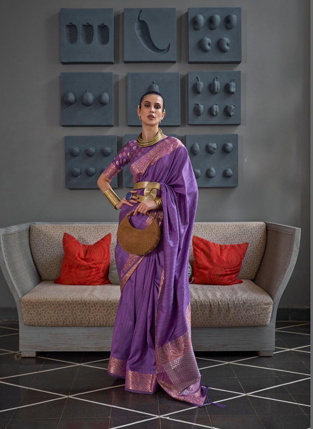 Party Wear Copper  Zari Weaving Handloom Designer Border Silk  Saree With Designer Pallu And Zari Weaving  Blouse