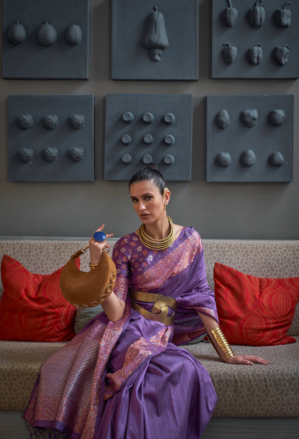 Party Wear Copper  Zari Weaving Handloom Designer Border Silk  Saree With Designer Pallu And Zari Weaving  Blouse