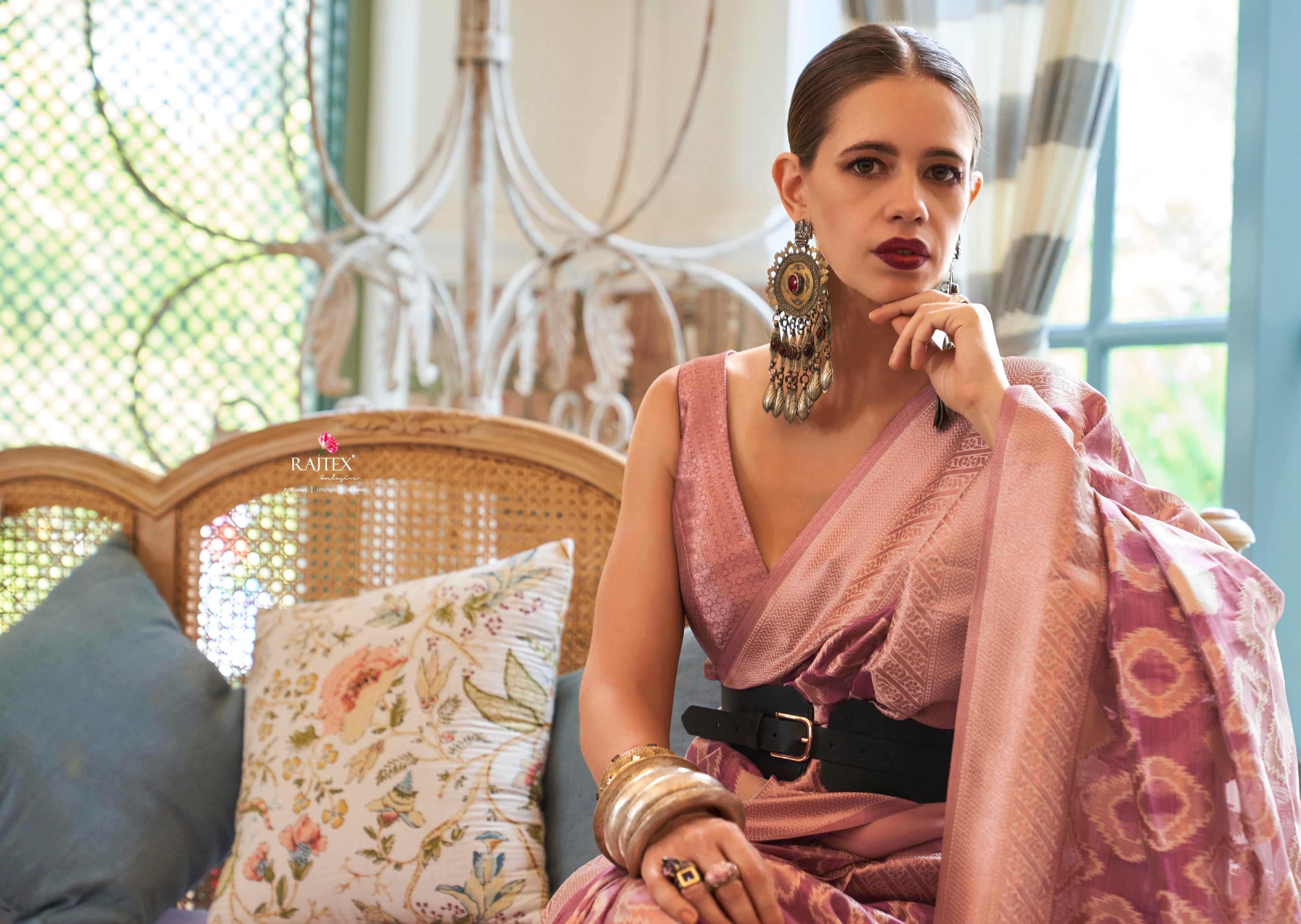 Tissue Silk Traditional Party Wear Printed Golden Zari Weaving Border Saree With Designer Pallu And Zari Weaving Blouse