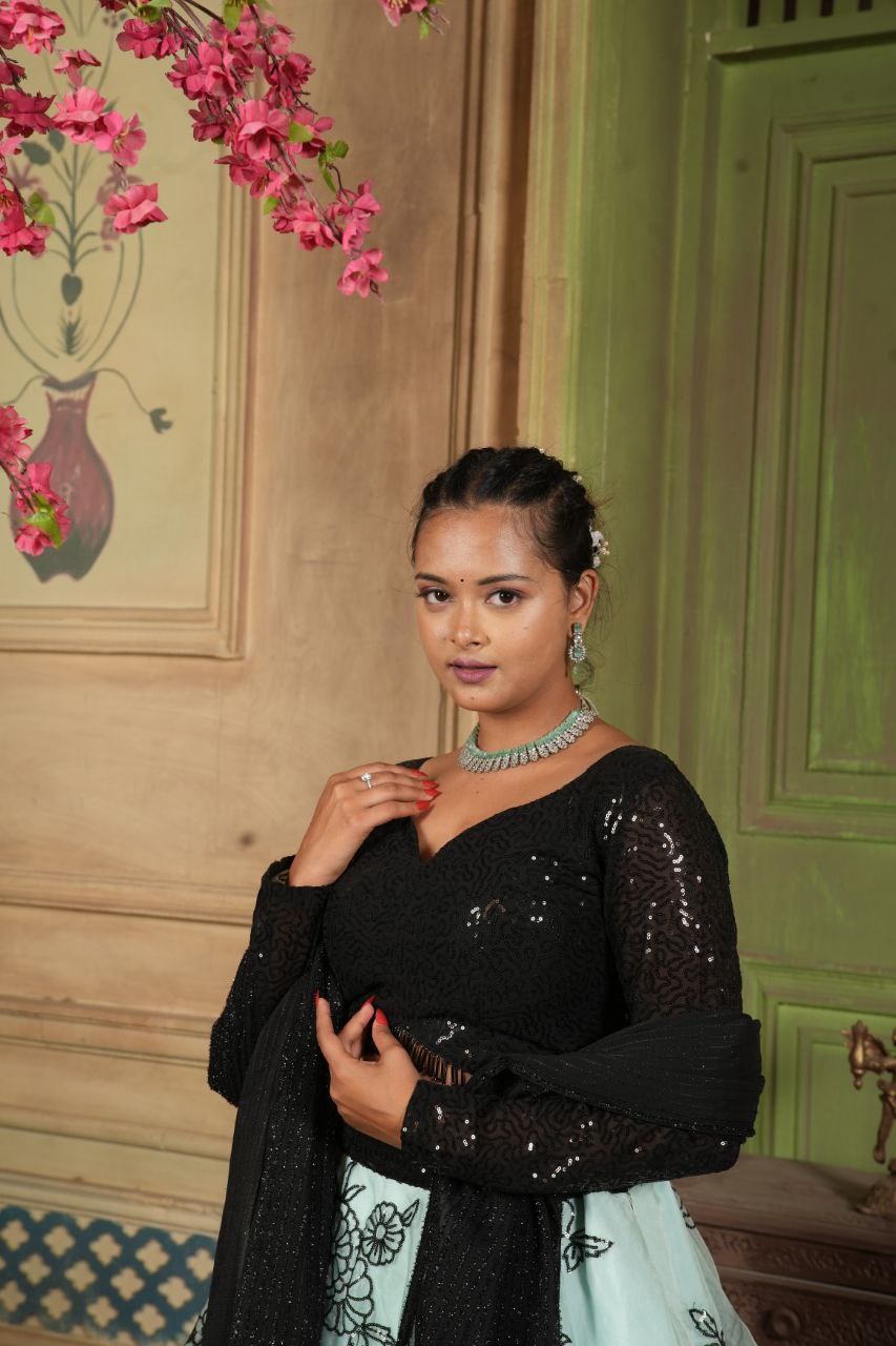 WOMEN'S SKY ORGANZA EMBROIDERED WITH SEQUANCE WORK FLOWER DESIGN LEHENGA CHOLI