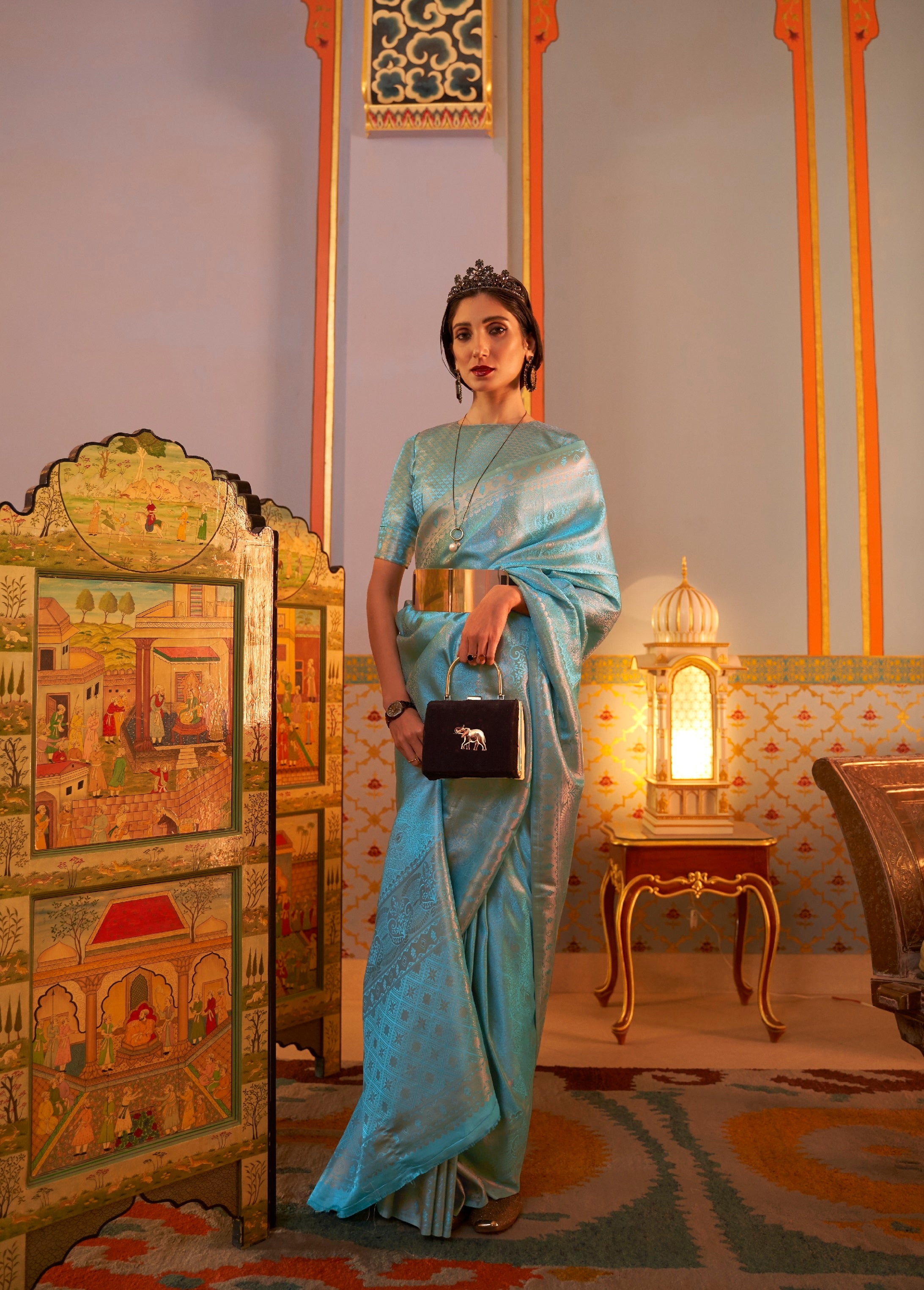 Kanchipuram Silk  Traditional Overall Flower Design Golden Zari Weaving Border Saree With Designer Pallu And Zari Weaving Blouse