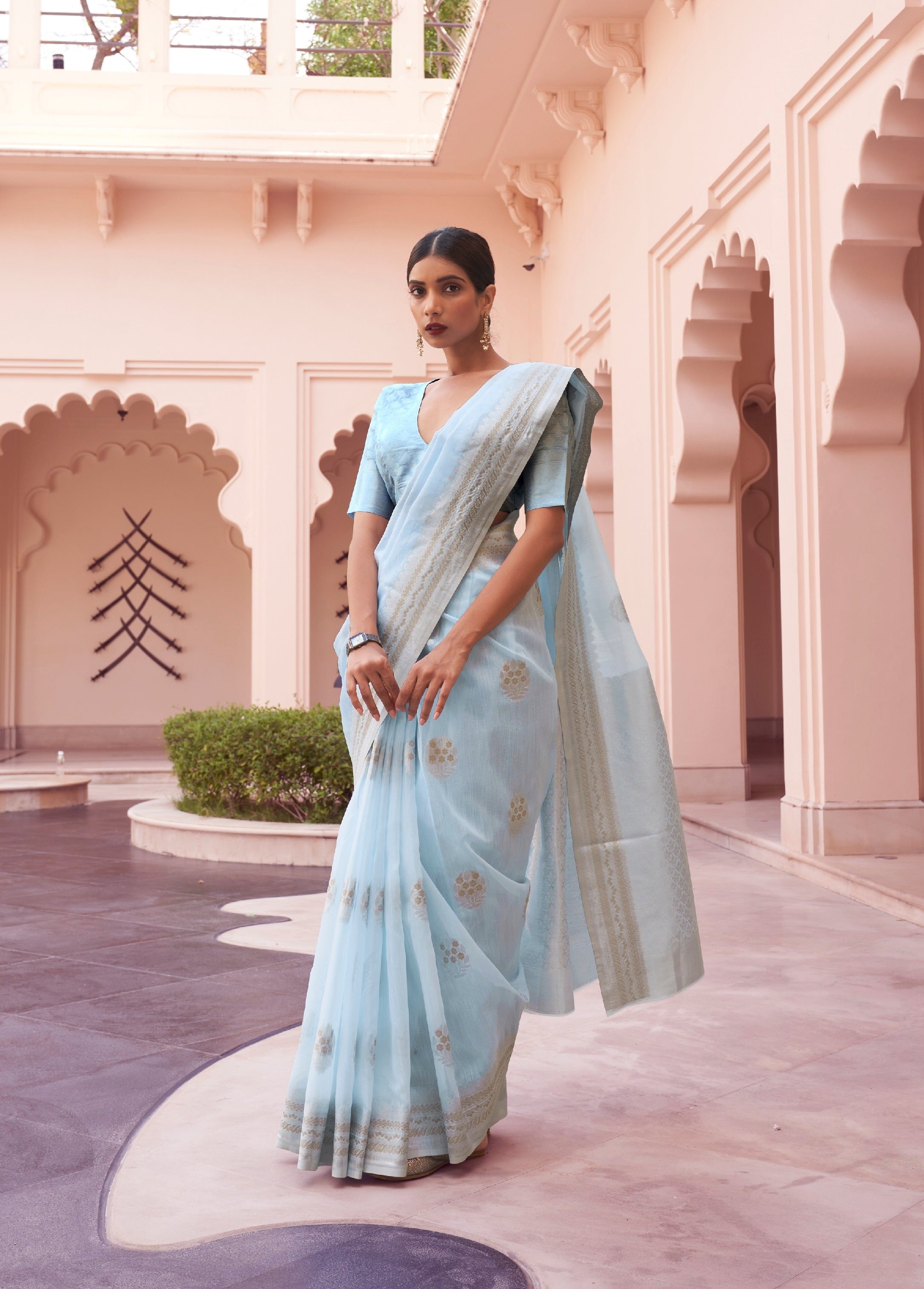 Designer Silver Zari Weaving Wedding Wear Banarasi linen Cotton Silk Saree With Heavy Blouse