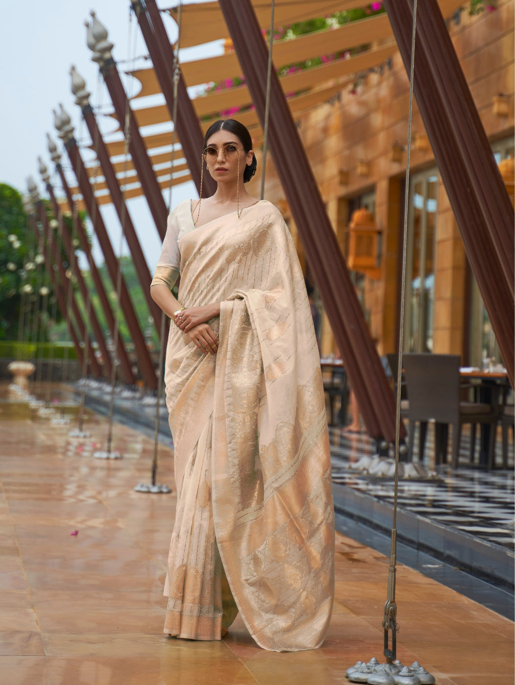 Seaquense Work  Traditional  Copper Zari Weaving Border Silk Saree With Designer Pallu And Zari Weaving Blouse