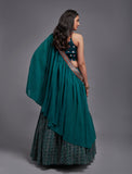 جورجيت نسائي باللون الأزرق المخضر مع التطريز بالترتر والخيوط، عمل LEHENGA CHOLI 
