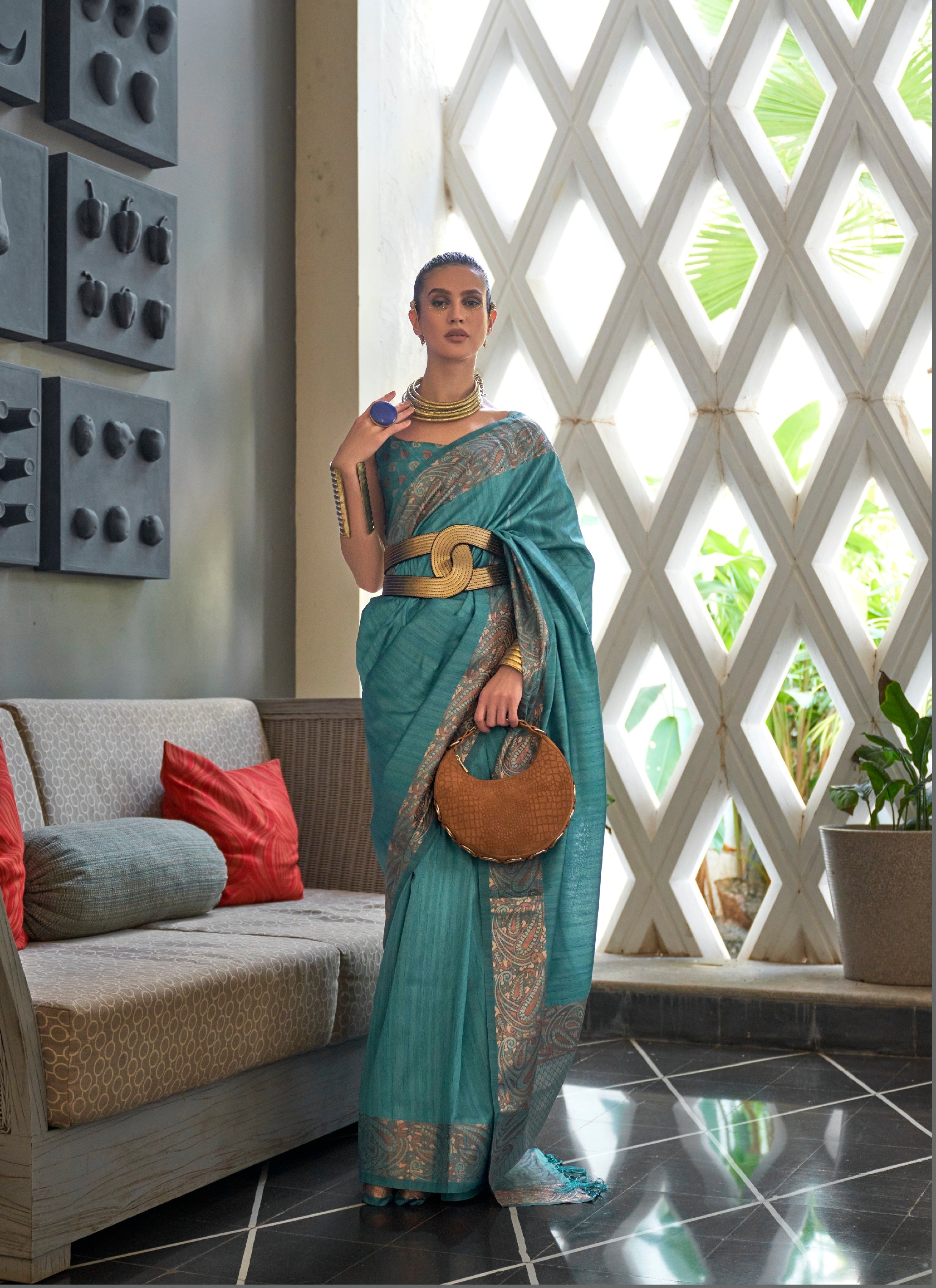 Party Wear Copper  Zari Weaving Handloom Designer Border Silk  Saree With Designer Pallu And Zari Weaving  Blouse