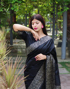 ORIGINAL_URL:https://cdn.shopify.com/s/files/1/0684/8842/9846/files/EV02AV-04-BHARGAVI-BLACK-3.jpg?v=1725090692