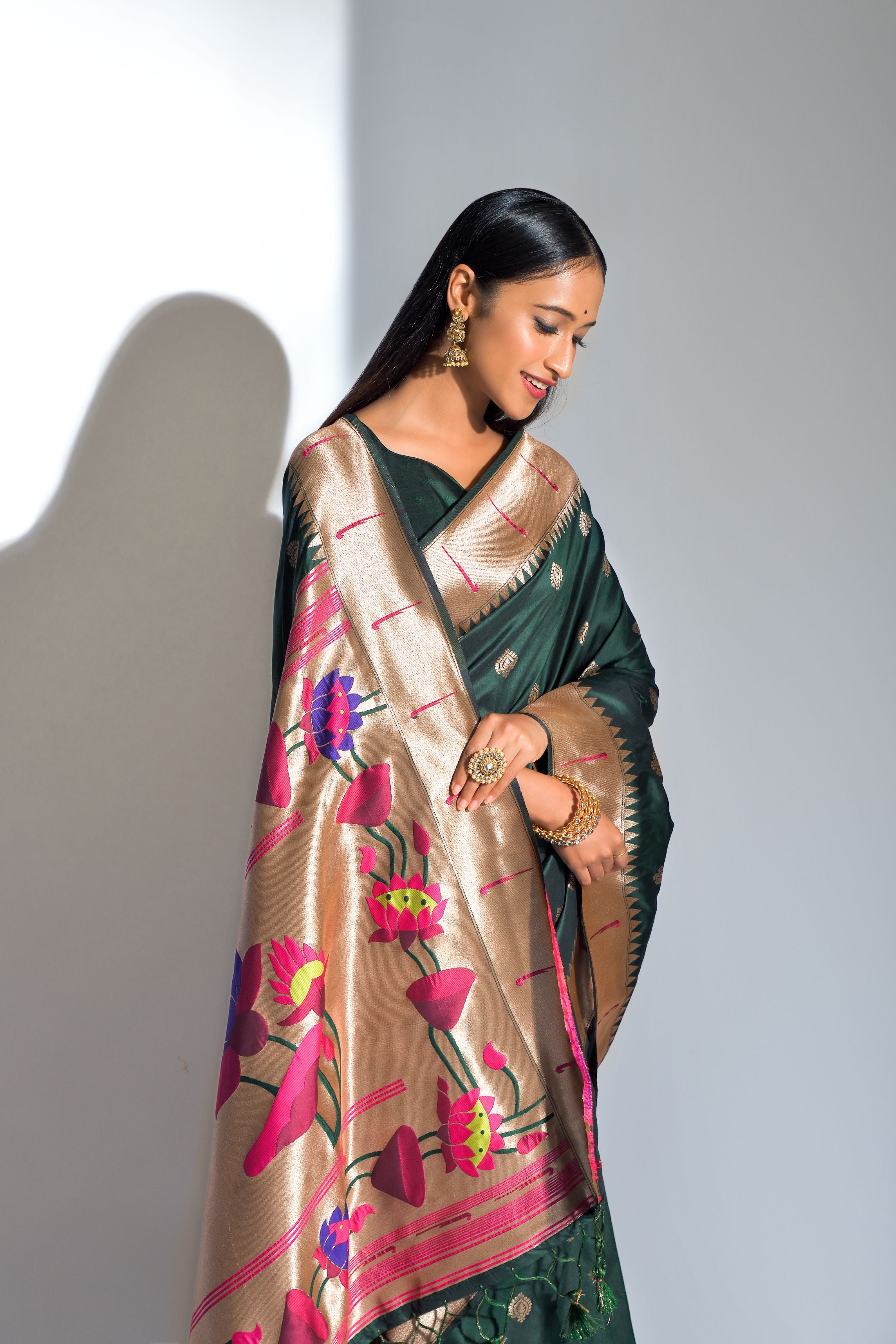 Vsaree Green Soft Banarasi Silk Paithani Saree with Zari Weaving Pattern With Contrast Border And Rich Pallu With Contrast Blouse