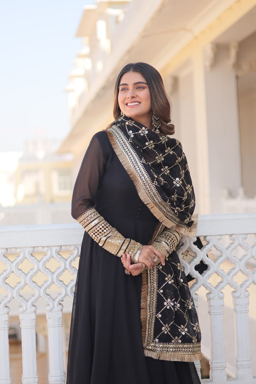 WOMEN'S BLACK FAUX BLOOMING WITH RICH MULTI SEQUINS EMBROIDERED WORK PARTY WEAR GOWN & DUPATTA SET STITCHED