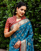 Designer Ikkat Patola Silk Kanchi And Contrast Zari Weaving Border Saree With Blouse
