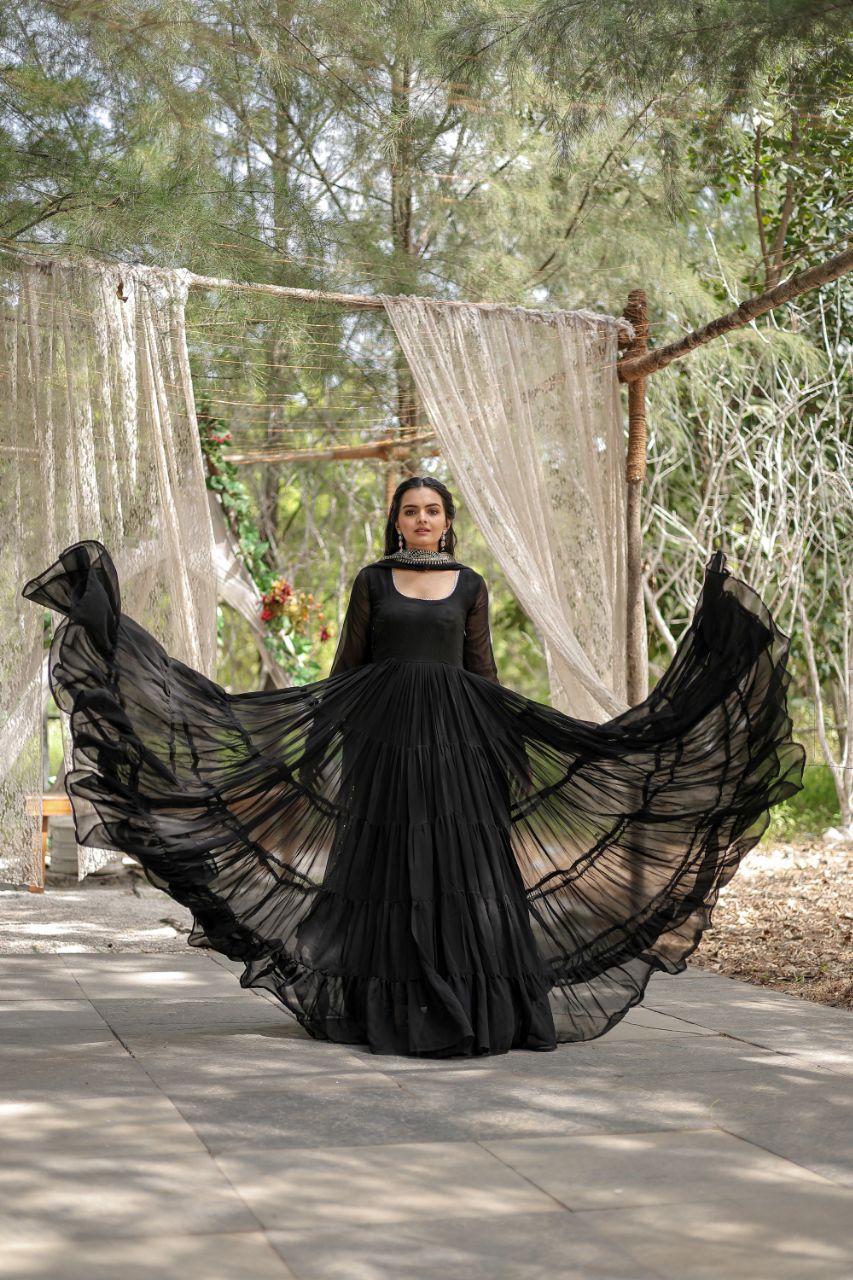 WOMEN'S BLACK FAUX BLOOMING WITH RICH SEQUINS EMBROIDERED WORK GOWN & DUPATTA SET STITCHED