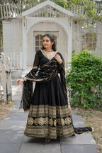 WOMEN'S FAUX BLOOMING CAPTIVATING BLACK COLOR GOWN WITH RAVISHING DUPATTA STITCHED