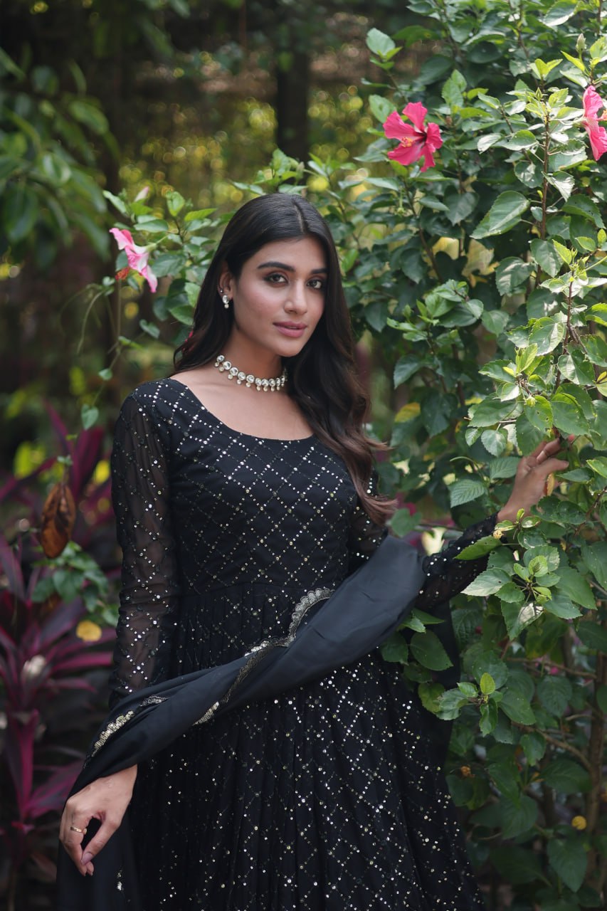 Women's FAUX GEORGETTE PARTY WEAR GOWN IN BLACK AND GREY WITH SEQUENCE WORK STITCHED