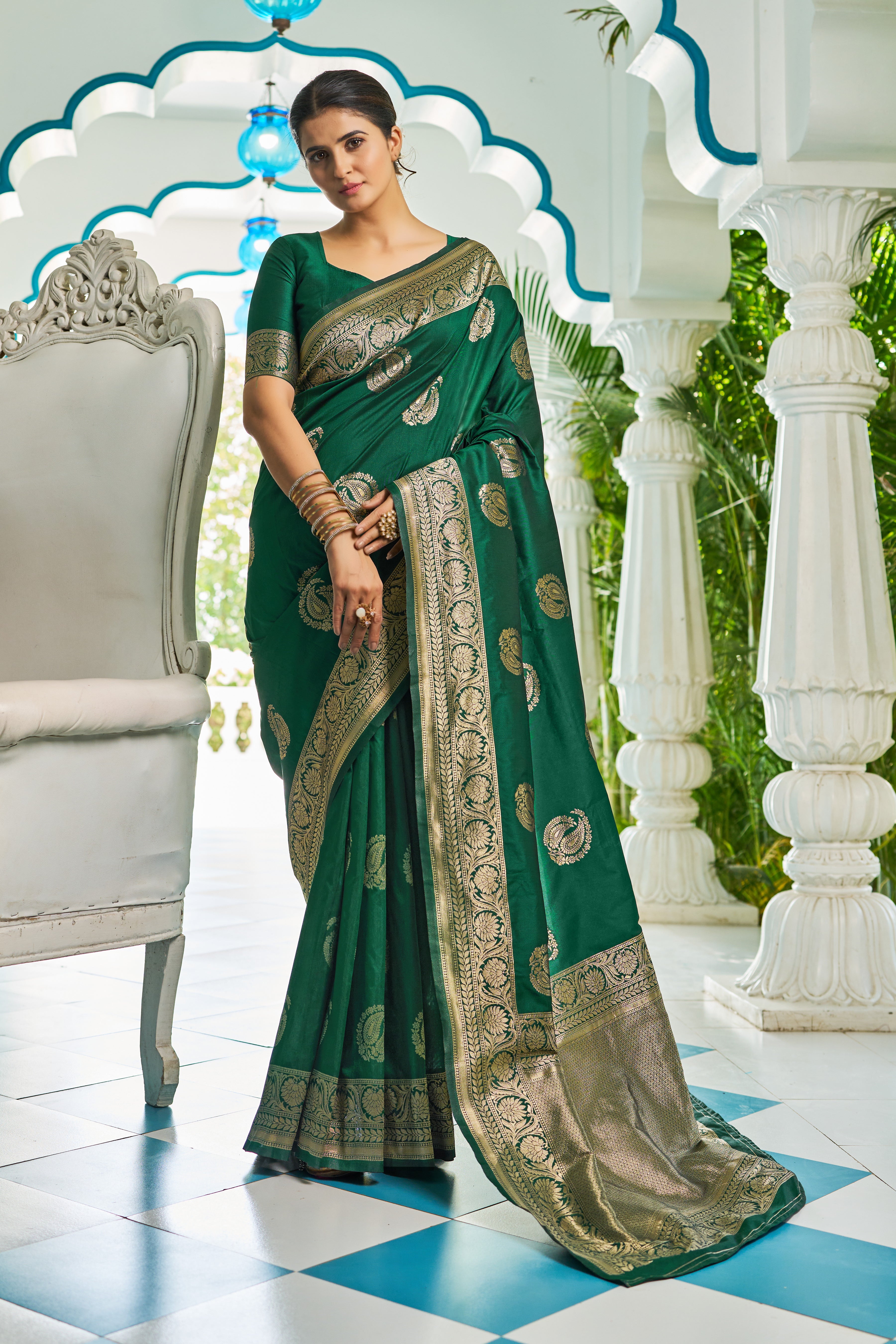 Vsaree Green Silk Blend Saree With Designer Border And Heavy Pallu Along With Blouse
