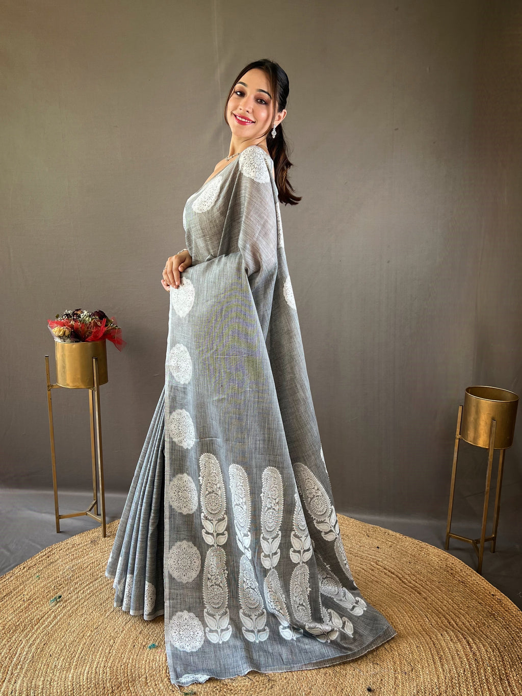 Vsaree Banarasi Design Tissue Silk Saree With Zari Work And Heavy Rich Pallu