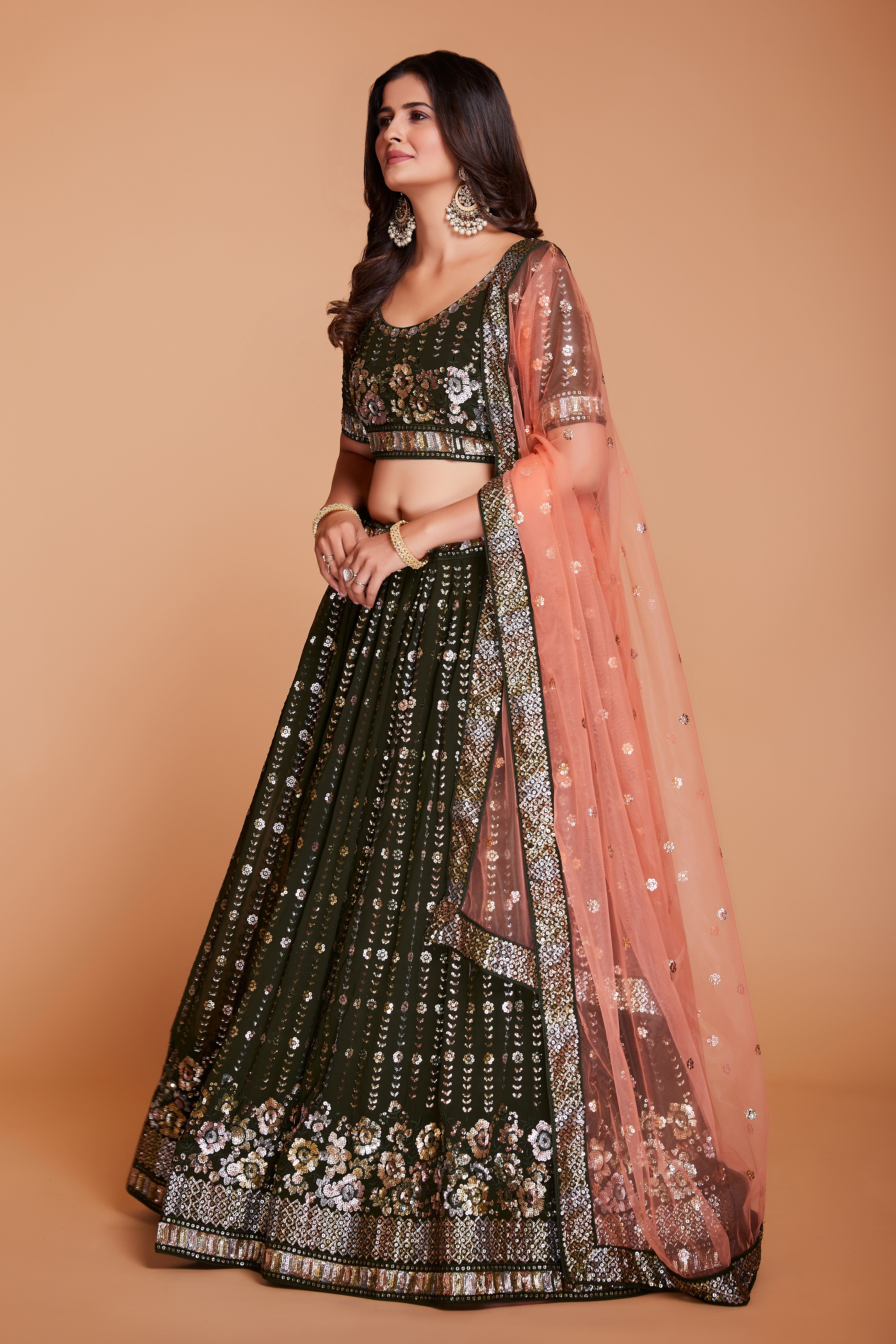 ملابس جورجيت خضراء للسيدات مع الترتر والتطريز، ملابس حفلات العمل، LEHENGA CHOLI 