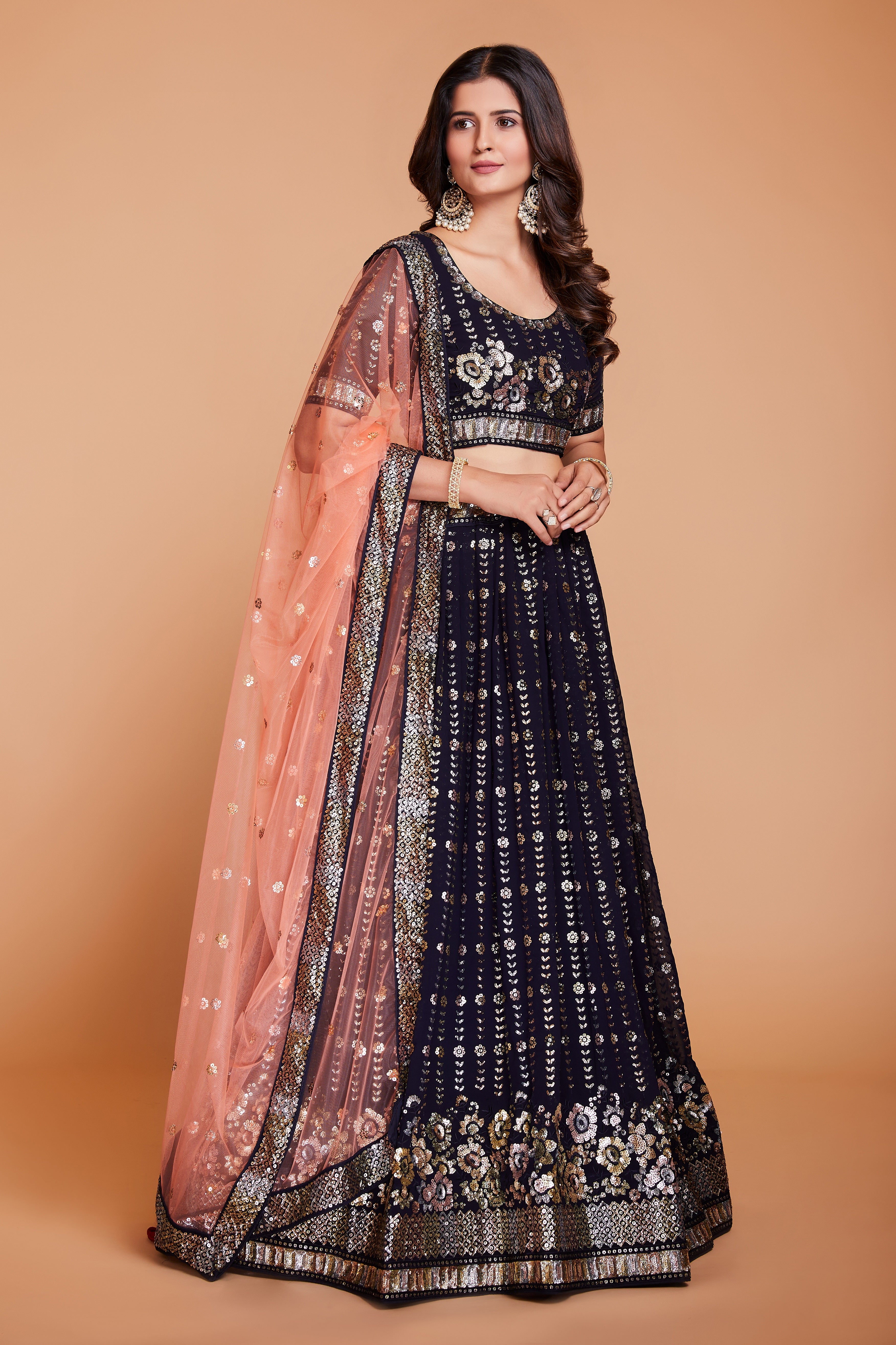 ملابس جورجيت نسائية باللون الأزرق الداكن مع الترتر والتطريز، ملابس حفلات العمل، LEHENGA CHOLI 