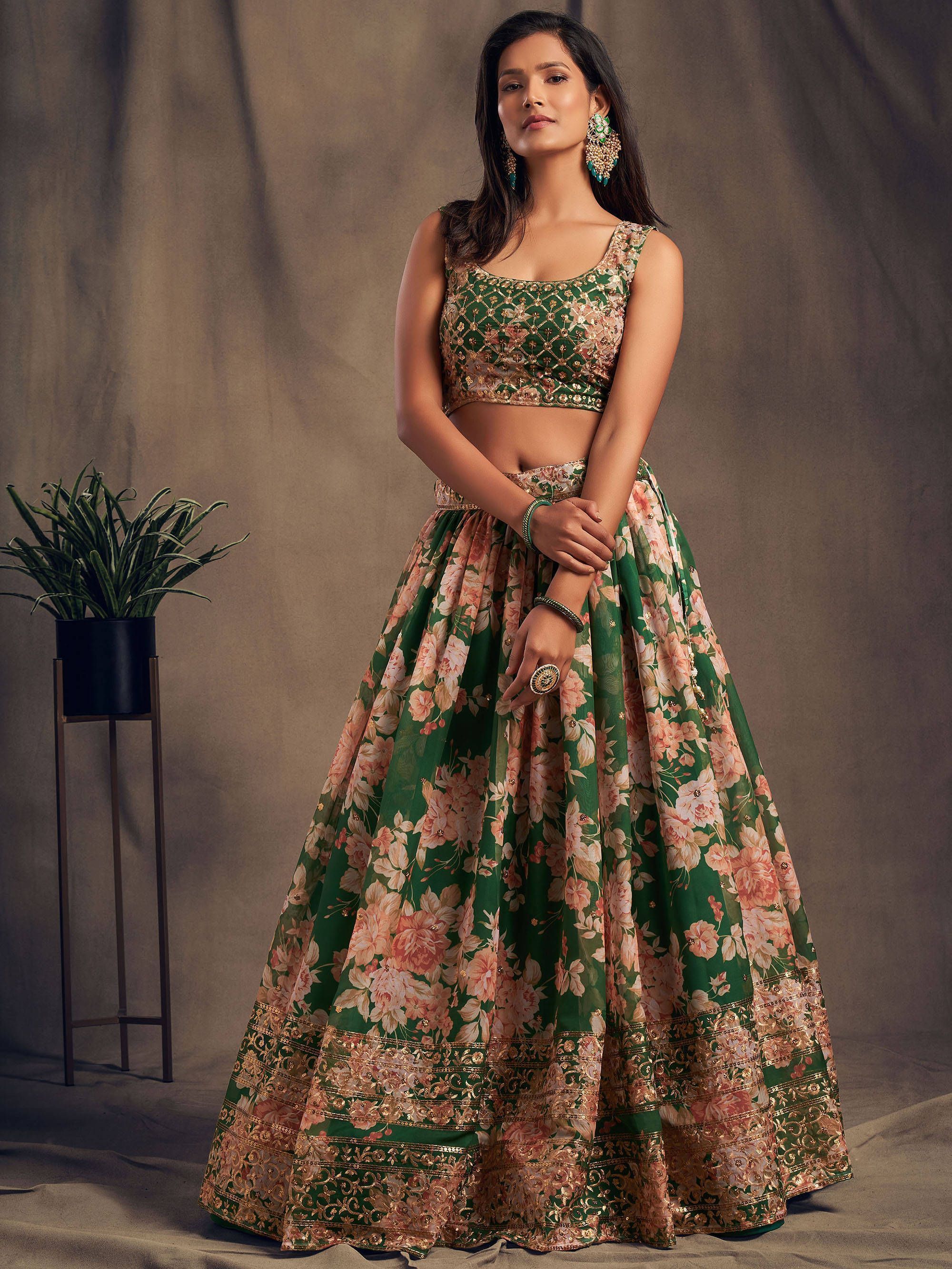 الأزهار الخضراء المطرزة الأورجانزا ملابس الزفاف Lehenga Choli